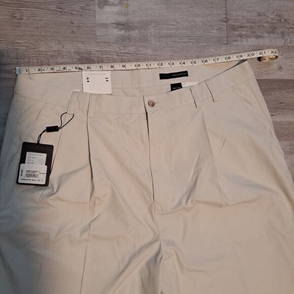 Greg Norman Shorts Men 40T Beige Chino Golf Flat Front 9” Inseam High Rise NWT - Picture 6 of 10